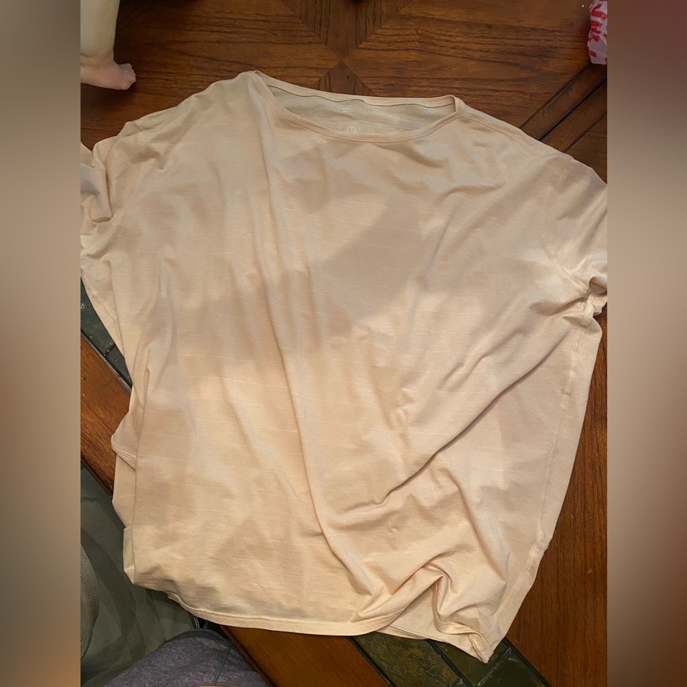Lululemon Back in Action Tee